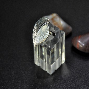 СРЕБЪРЕН ПРЪСТЕН С ОКСИДИРАНО СРЕБРО