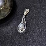 СРЕБЪРЕН МЕДАЛЬОН С ЛАБРАДОРИТ, РЪЧНА ИЗРАБОТКА