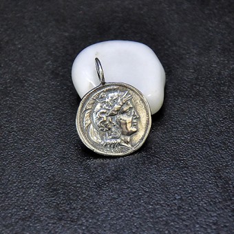   СРЕБЪРЕН МЕДАЛЬОН "РИМСКА МОНЕТА" 