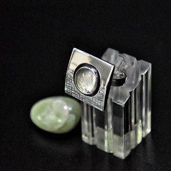 СРЕБЪРЕН ПРЪСТЕН С ПЛАНИНСКИ КРИСТАЛ, РЪЧНА ИЗРАБОТКА.