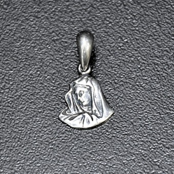 СРЕБЪРЕН МЕДАЛЬОН – БОГОРОДИЦА