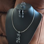 СРЕБЪРЕН КОМПЛЕКТ БЕЗ КАМЪК „ЦВЕТЯ“