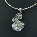 СРЕБЪРЕН МЕДАЛЬОН „СПИРАЛИ“