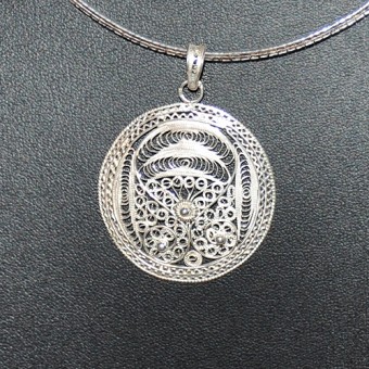 СРЕБЪРЕН МЕДАЛЬОН РЪЧНА ИЗРАБОТКА