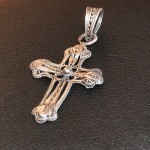 СРЕБЪРЕН МЕДАЛЬОН - КРЪСТ С ОКСИДИРАНО СРЕБРО