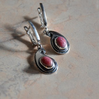 СРЕБЪРНИ ОБЕЦИ С РОДОНИТ