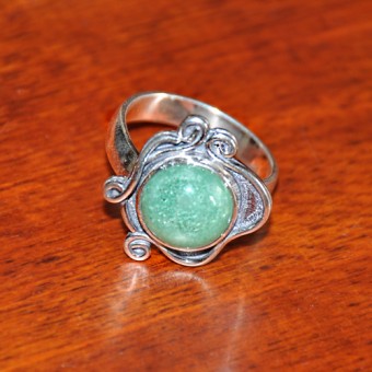 СРЕБЪРЕН ПРЪСТЕН С АВАНТЮРИН