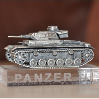 СРЕБЪРЕН ТАНК МОДЕЛ PANZER.III