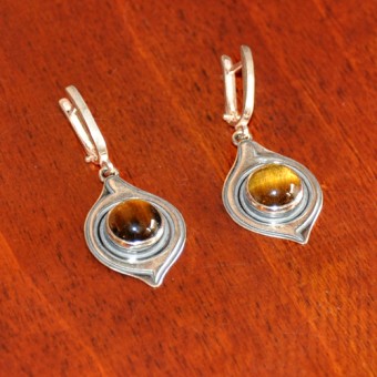 СРЕБЪРНИ ОБЕЦИ С ТИГРОВО ОКО