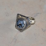 СРЕБЪРЕН ПРЪСТЕН СЪС СНЕЖЕН ОБСИДИАН