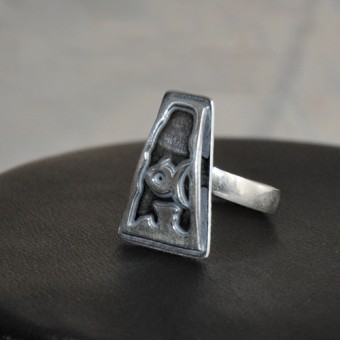 СРЕБЪРЕН ПРЪСТЕН „РИБКА“, РЪЧНА ИЗРАБОТКА.