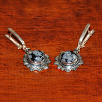 СРЕБЪРНИ ОБЕЦИ-ЦВЕТЕ СЪС СНЕЖЕН ОБСИДИАН