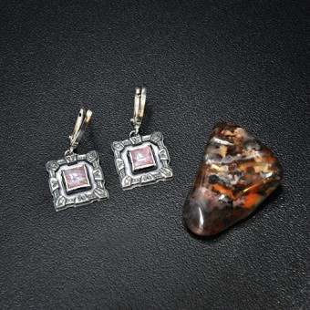 СРЕБЪРНИ ОБЕЦИ С РОЗОВ КВАРЦ