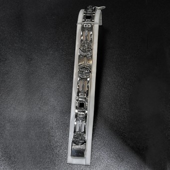 МАСИВНА СРЕБЪРНА ГРИВНА, ИНКРУСТИРАНА С ОНИКС