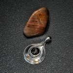 СРЕБЪРЕН МЕДАЛЬОН С ОПУШЕН КВАРЦ