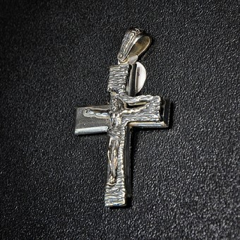 СРЕБЪРЕН МЕДАЛЬОН-КРЪСТ