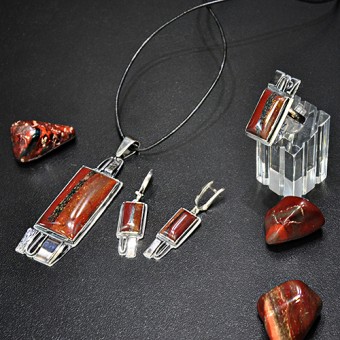 СРЕБЪРЕН КОМПЛЕКТ С ЯСПИС, РЪЧНА ИЗРАБОТКА