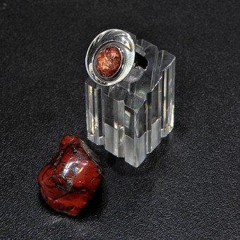 СРЕБЪРЕН ПРЪСТЕН С ЯСПИС