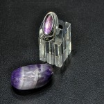 СРЕБЪРЕН ПРЪСТЕН С ПРОЗРАЧЕН АМЕТИСТ