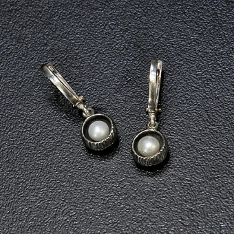 СРЕБЪРНИ ОБЕЦИ С РЕЧНА ПЕРЛА