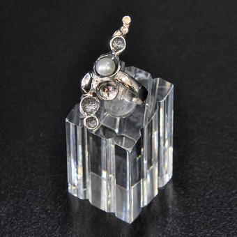 СРЕБЪРЕН ПРЪСТЕН С РЕЧНА ПЕРЛА