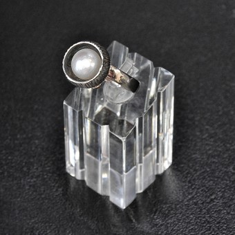 СРЕБЪРЕН ПРЪСТЕН С РЕЧНА ПЕРЛА