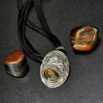 СРЕБЪРЕН МЕДАЛЬОН СЪС СОКОЛОВО ОКО