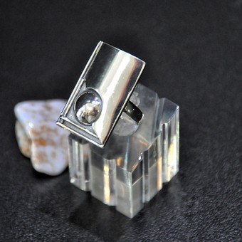 СРЕБЪРЕН ПРЪСТЕН, РЪЧНА ИЗРАБОТКА.