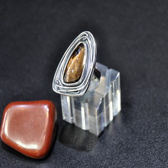 СРЕБЪРЕН ПРЪСТЕН – УНИКАТ, С ОПУШЕН КВАРЦ