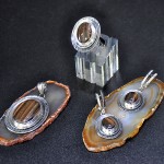 СРЕБЪРЕН КОМПЛЕКТ С ОПАЛИЗИРАЛО ДЪРВО