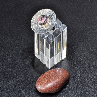 СРЕБЪРЕН ПРЪСТЕН С РОДОНИТ