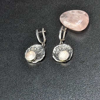 СРЕБЪРНИ ОБЕЦИ С РОЗОВ КВАРЦ