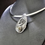 СРЕБЪРЕН МЕДАЛЬОН С ДЕНДРИТ АХАТ „МАДАГАСКАР“