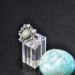  СРЕБЪРЕН ПРЪСТЕН С АВАНТЮРИН И ФЛОРАЛНИ МОТИВИ