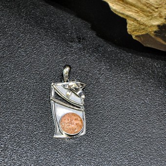 СРЕБЪРЕН МЕДАЛЬОН С АХАТ, РЪЧНА ИЗРАБОТКА