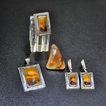 СРЕБЪРЕН КОМПЛЕКТ „ИЗГРЕВ“, УНИКАТ, С МОКАИТ