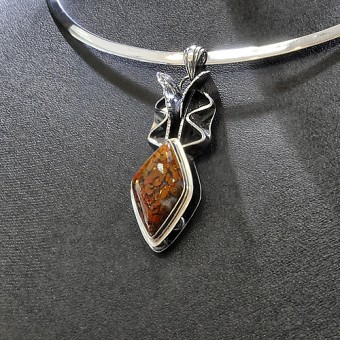 СРЕБРО 925  СРЕБЪРЕН МЕДАЛЬОН – УНИКАТ, С ОРФЕЙ АХАТ