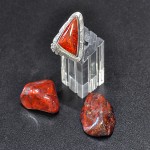 СРЕБЪРЕН ПРЪСТЕН С ЧЕРВЕН АХАТ