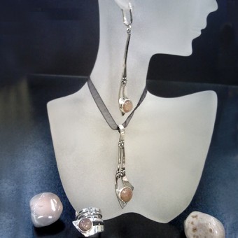 СРЕБЪРЕН КОМПЛЕКТ С ЯГОДОВ КВАРЦ С ФЛОРАЛЕН МОТИВ, РЪЧНА ИЗРАБОТКА