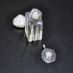 СРЕБЪРЕН КОМПЛЕКТ С КАМЪК МЛЕЧЕН КВАРЦ