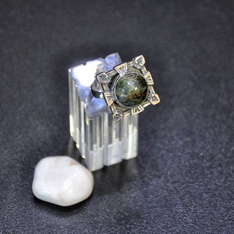 СРЕБЪРЕН ПРЪСТЕН С ЯСПИС, РЪЧНА ИЗРАБОТКА