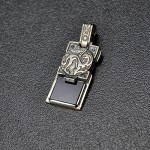 СРЕБЪРЕН МЕДАЛЬОН С ОНИКС